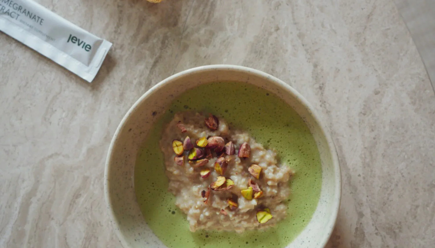 美しさは、朝の習慣から。心と肌を整えるモーニングルーティーン