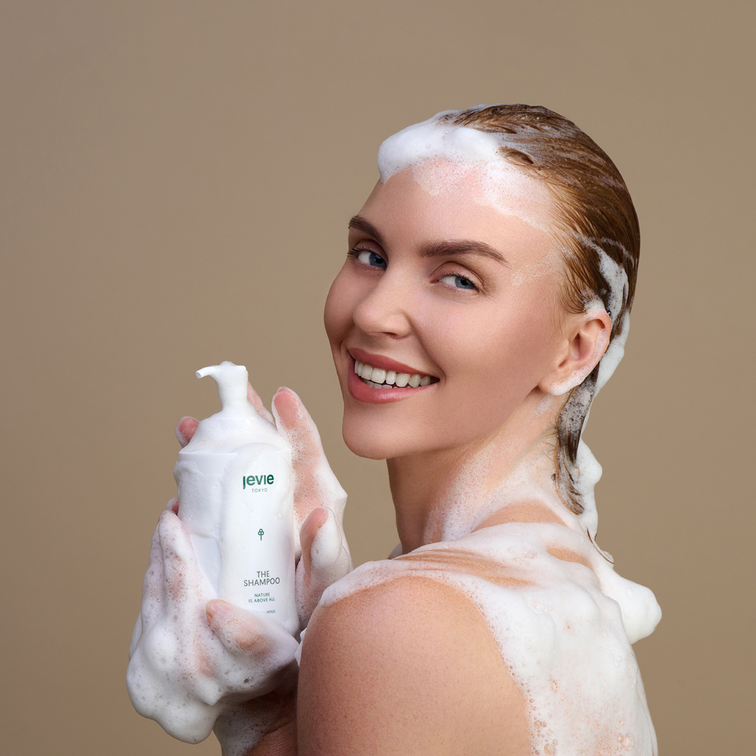 THE SHAMPOO